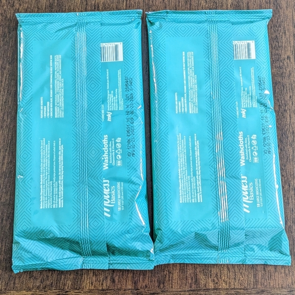 Modess Basics Adult Alcohol Free Large Disposable Washcloths, 12 " x 8",Set of 2 - Picture 2 of 2